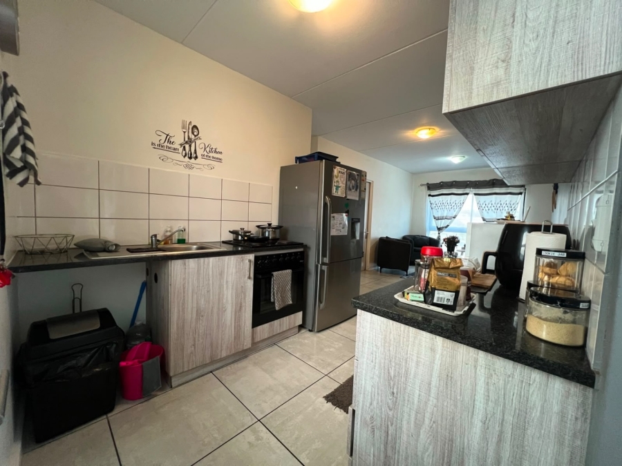 2 Bedroom Property for Sale in Aan de Wijnlanden Western Cape